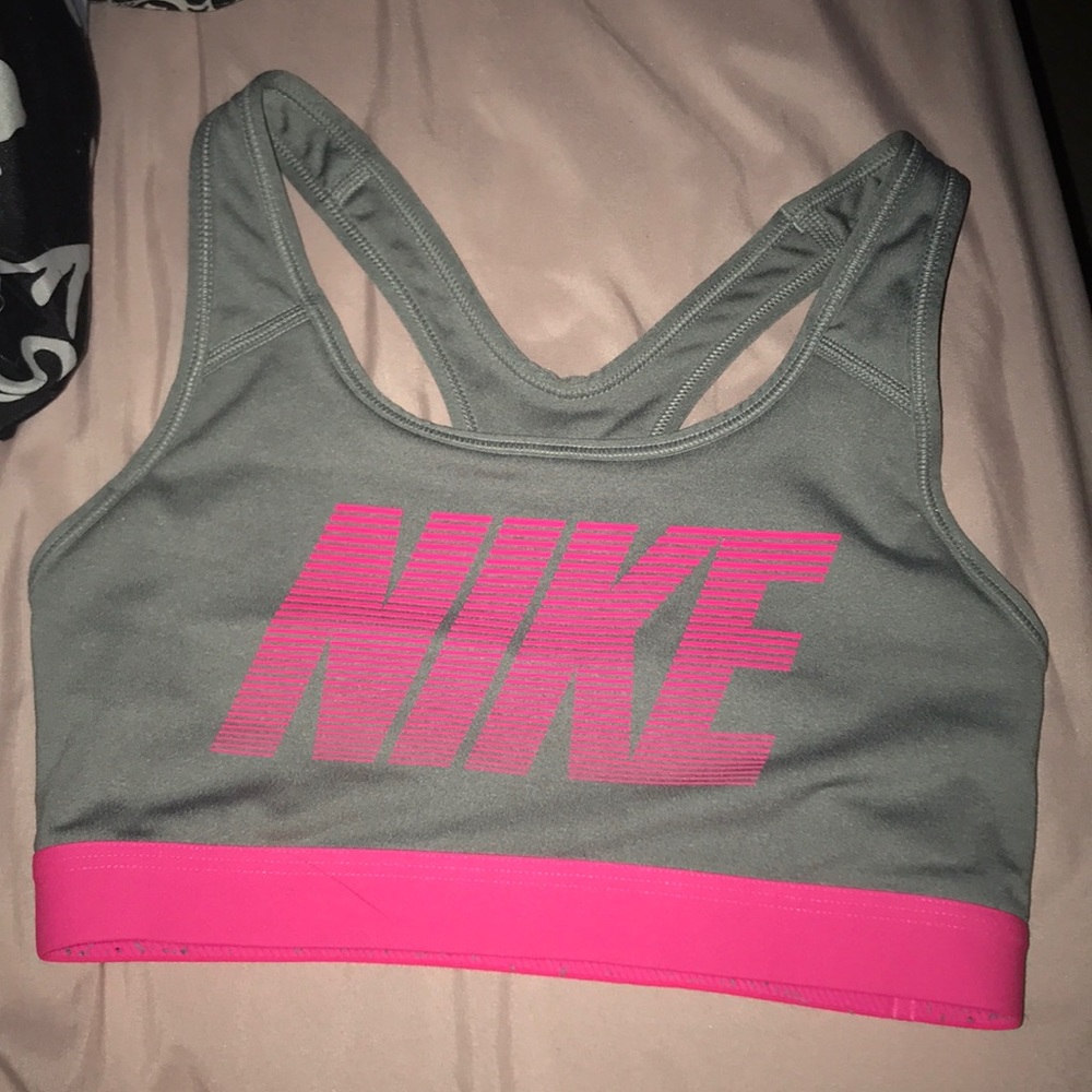 nike sports bra